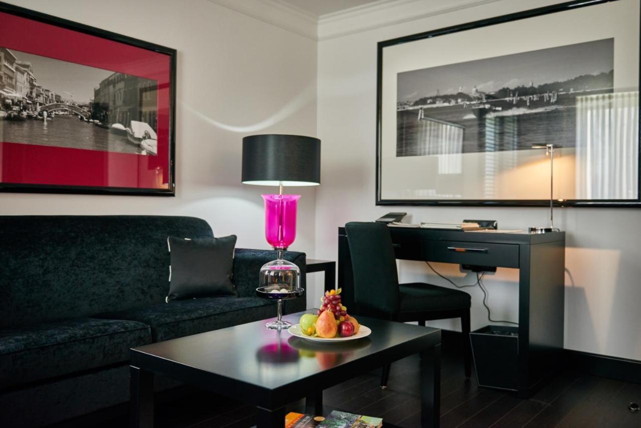 Boutique Hotel Villa Am Ruhrufer Golf & Spa Muelheim an der Ruhr Ngoại thất bức ảnh
